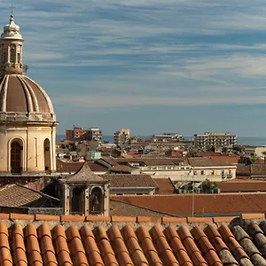 https://81-suite-and-breakfast.taorminaitalyhotels.com