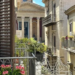 Maison Opera Italy